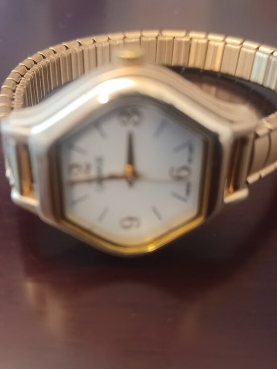 Vintage TIMEX CARRIAGE INDIGLO Gold Tone Watch - WORKS! main image 4